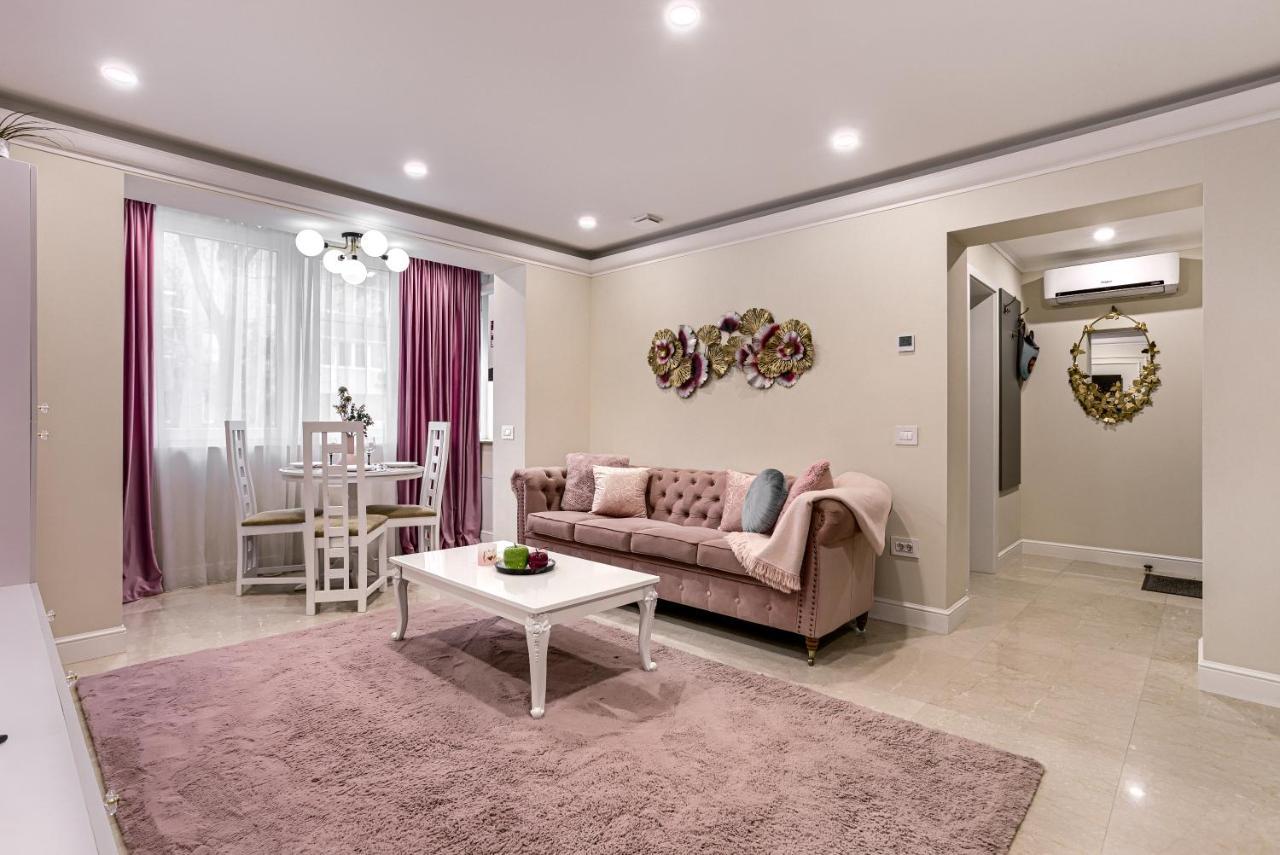 Sika Deluxe Apartment