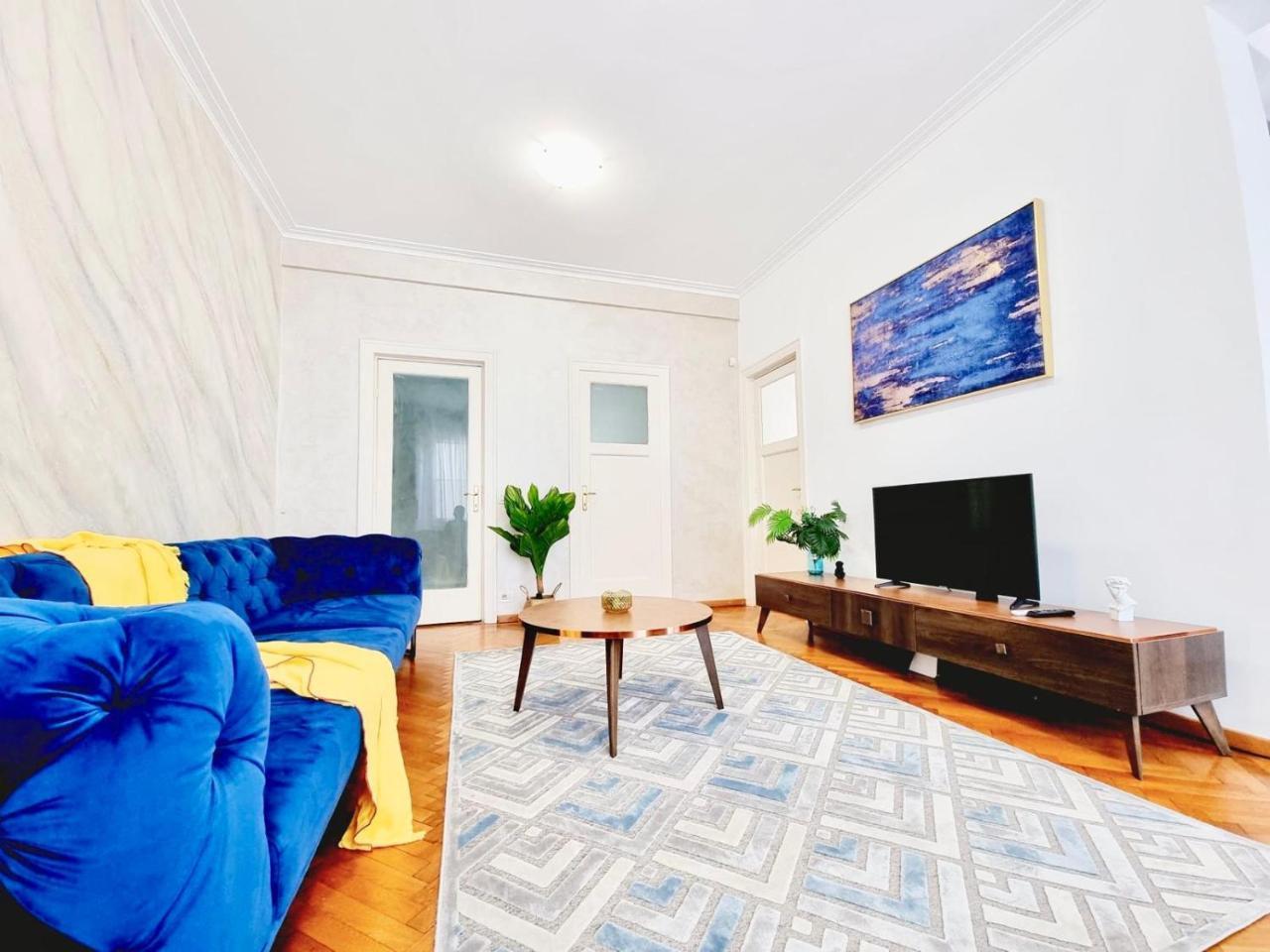 Charming Holiday 3br Apartment Ateneu City Center