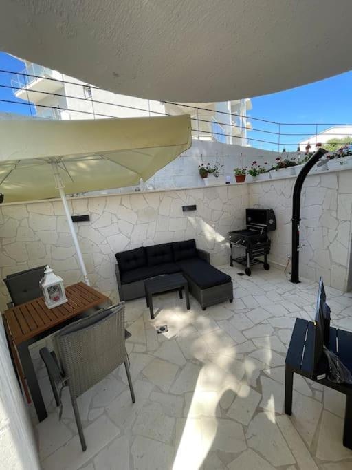 Seaesta Holiday Modern Studio