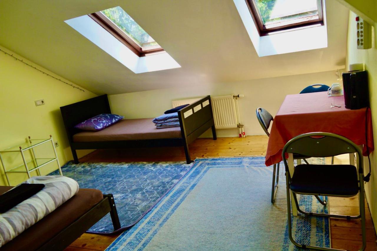 U6 Schopfwerk Hostel 11