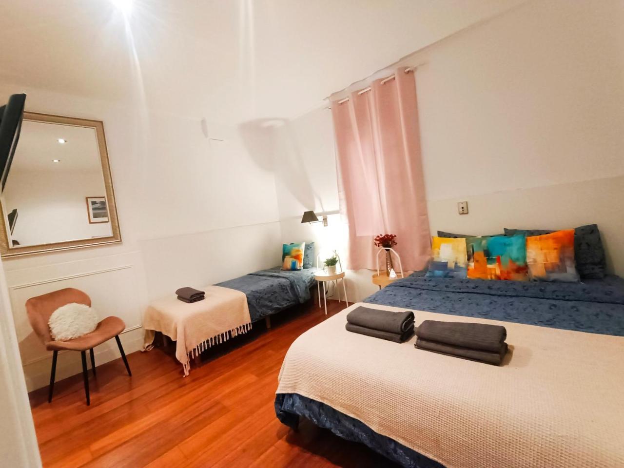 Moll de La Fusta Rooms