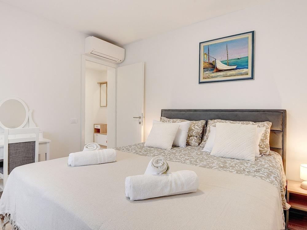 Apartment In Croatia Near Stunning Coastline