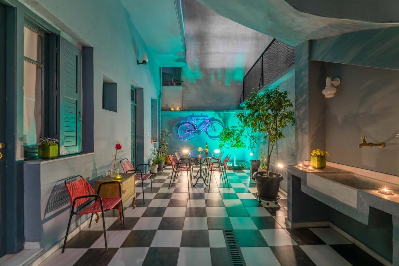Petralona's Green House