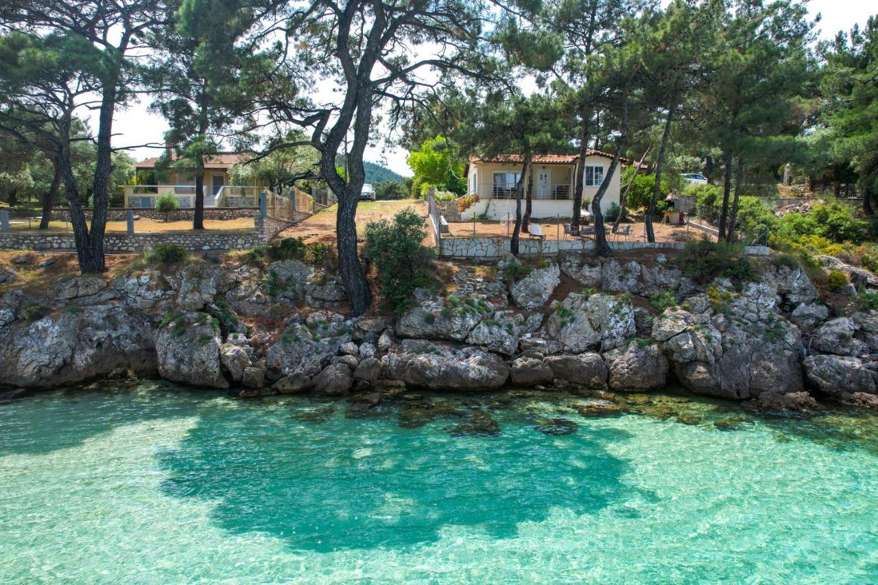 Glifoneri Seaside House