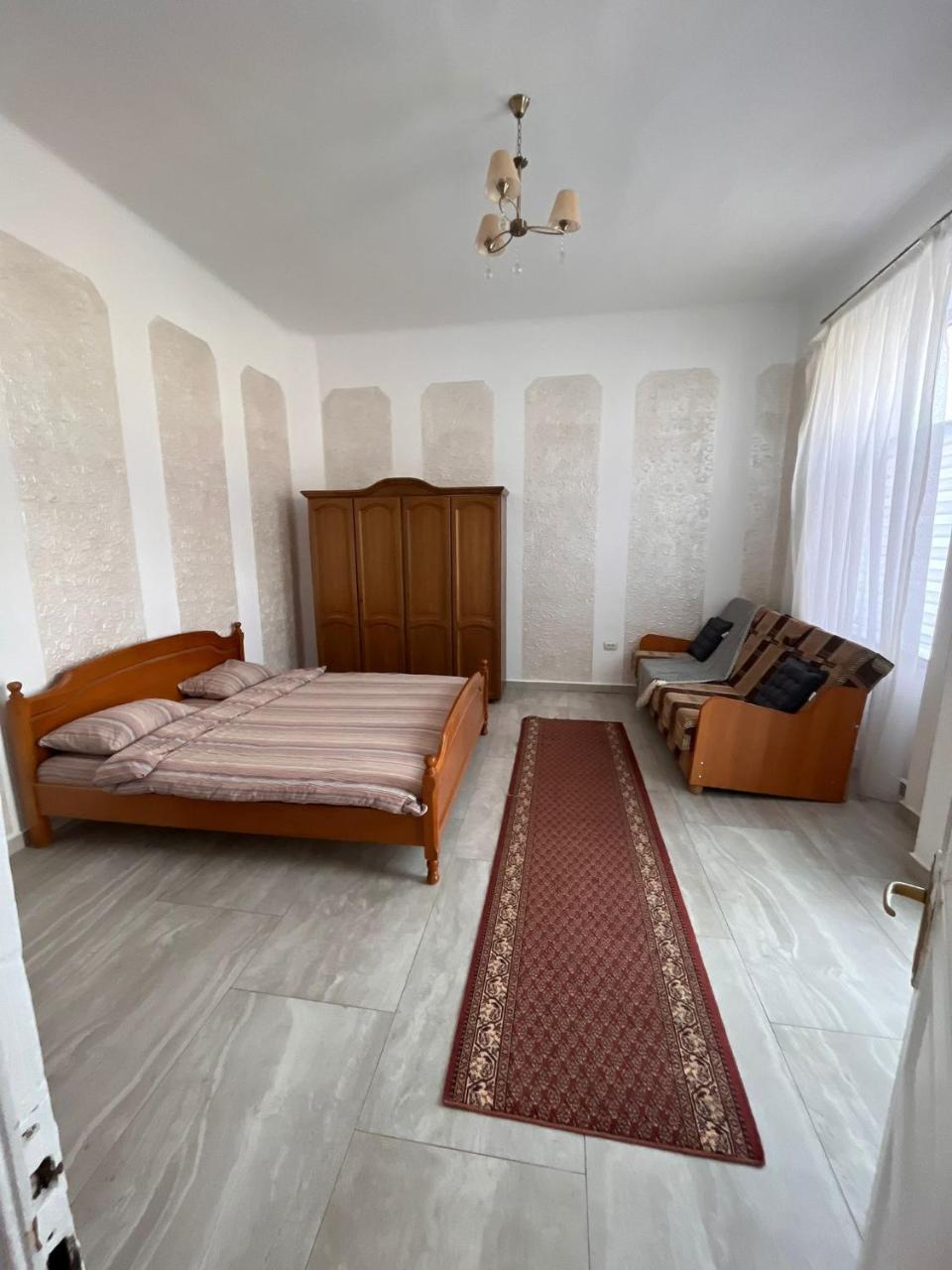 Casa Buna 1