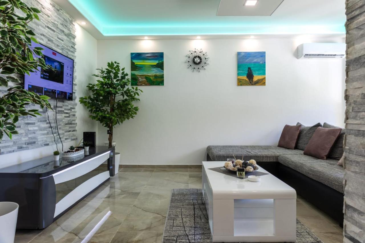 Rayyan Apartment