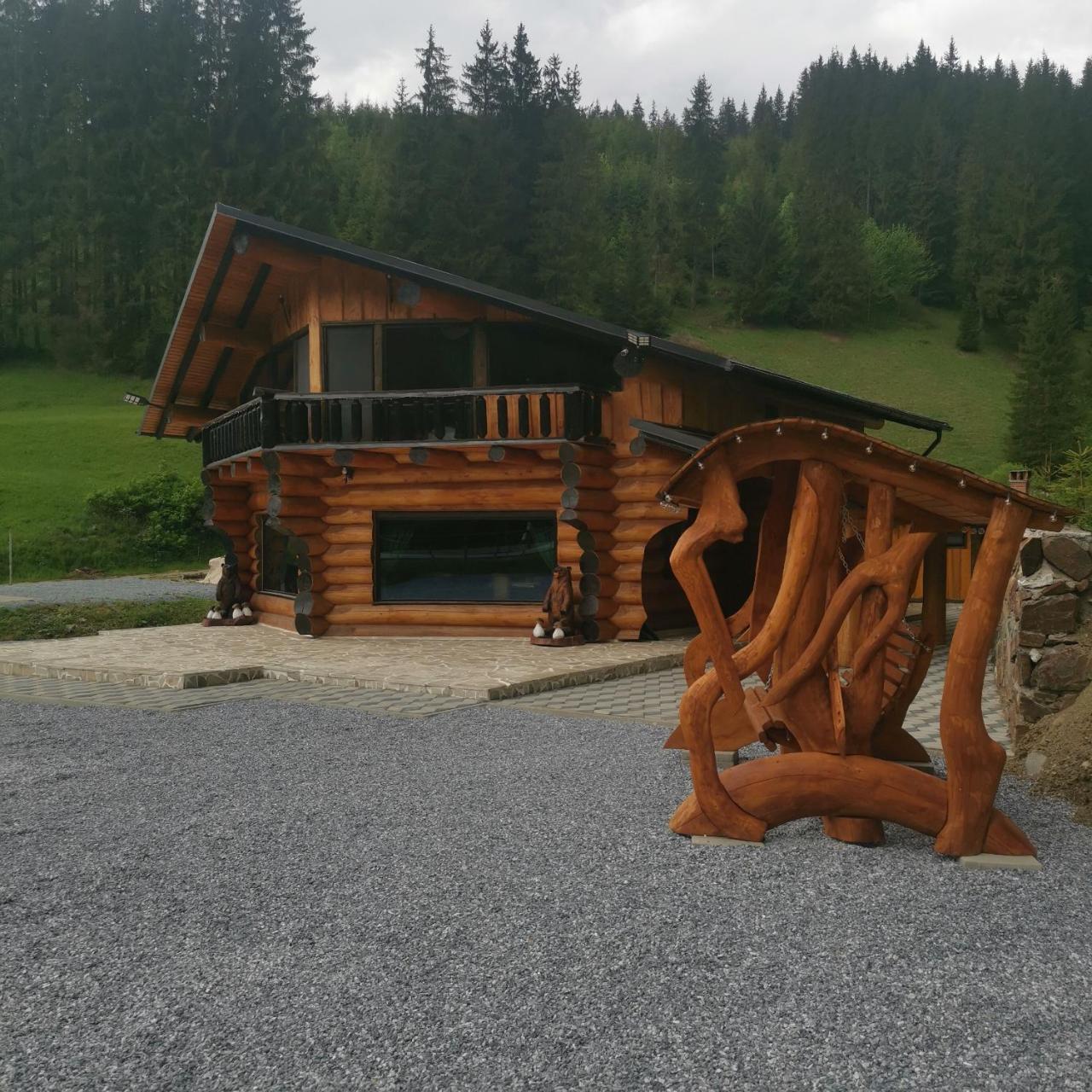 Cabana Roua Muntilor Din Bucovina