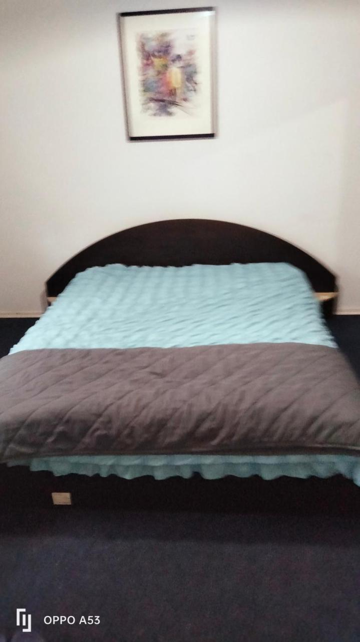 Garsoniera Clara, La Casa