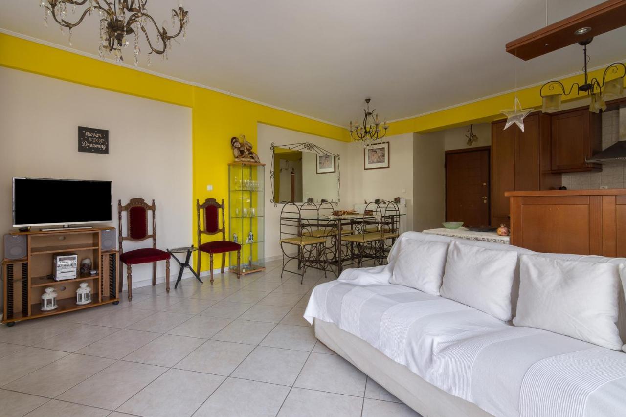 Bright 2 Bedroom Apartment In Nea Smirni