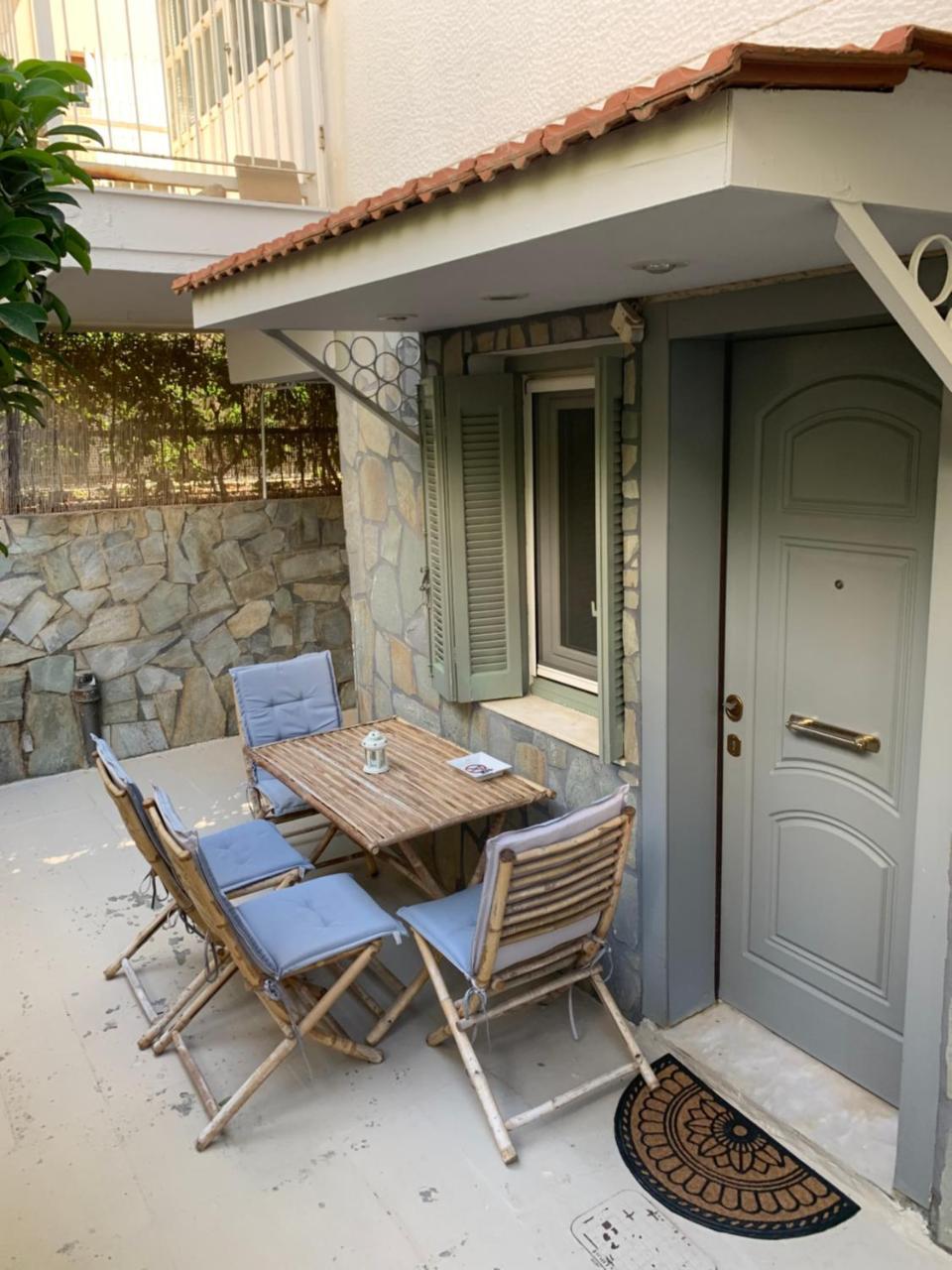 Dori's Seaside Apartment