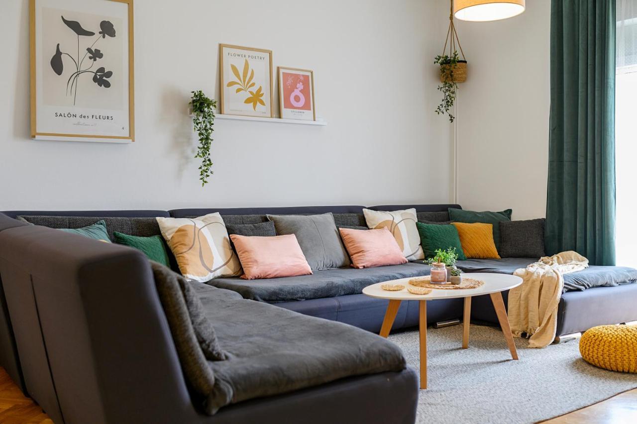 Apartment Lumary