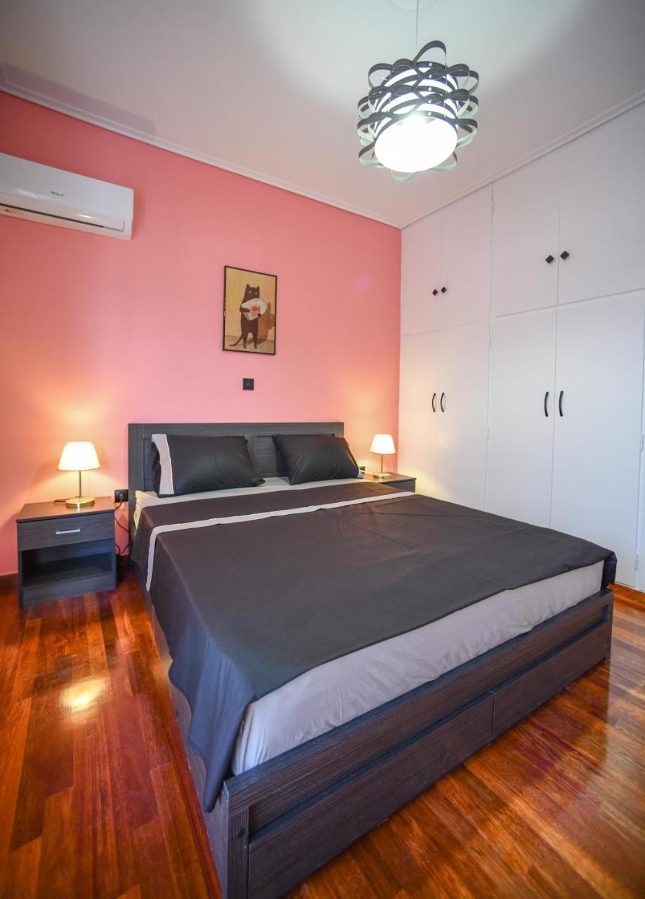 Modern Apartment by Athens' Center