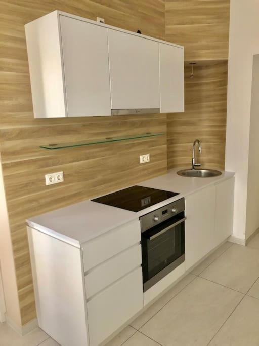 City Centre Best Location, Big & New 110 M2 Apt