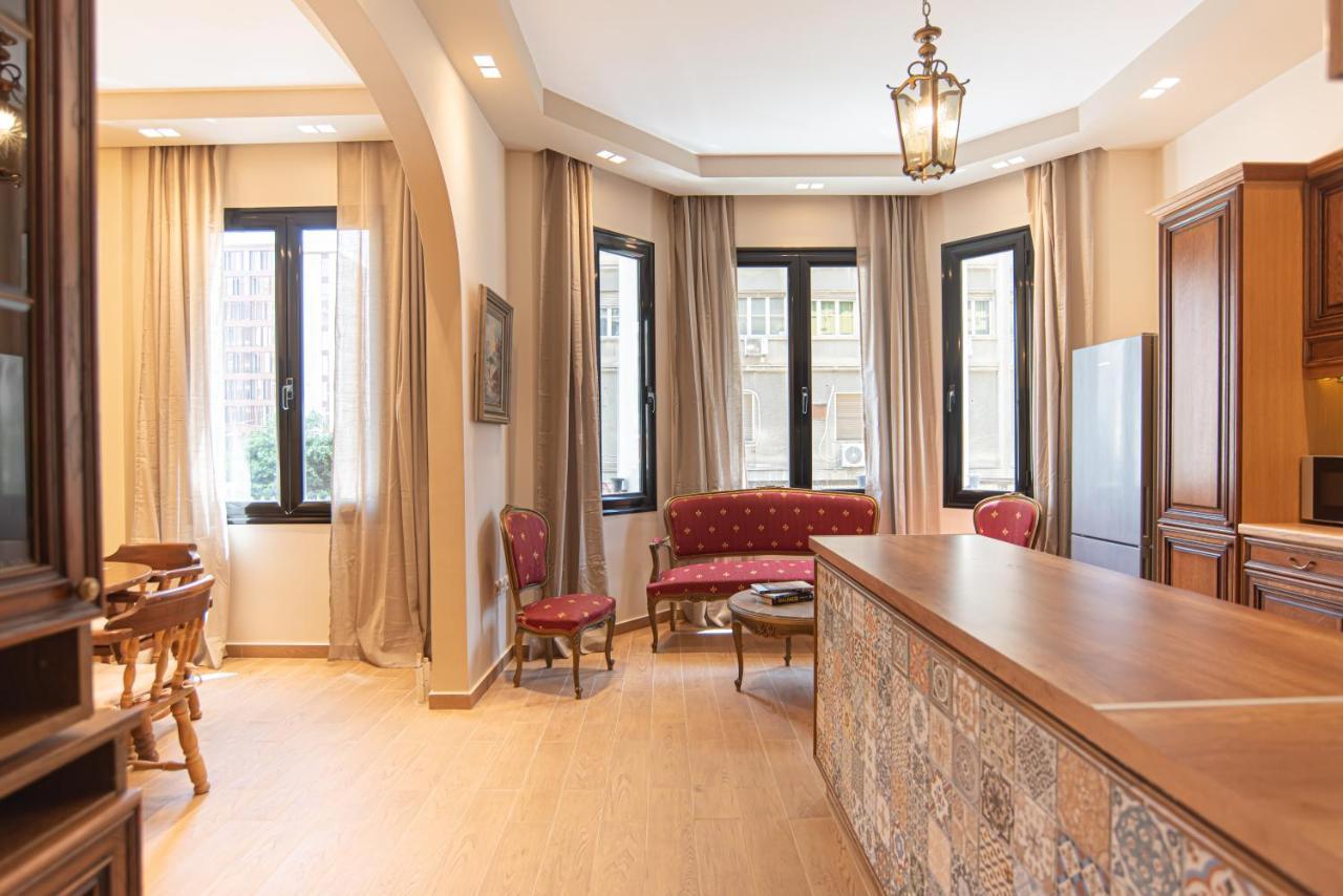 Luxury Apartment Central