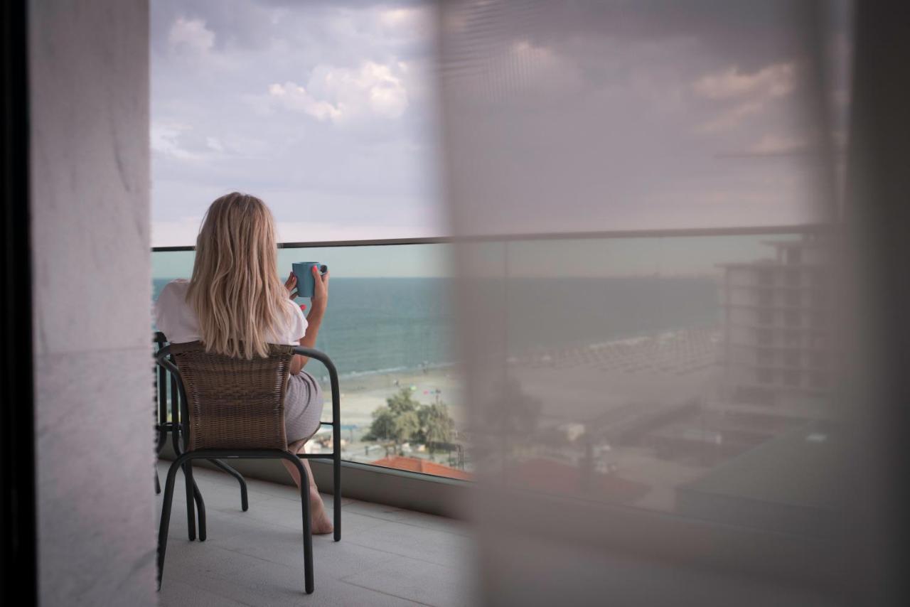 Apartment With The View
