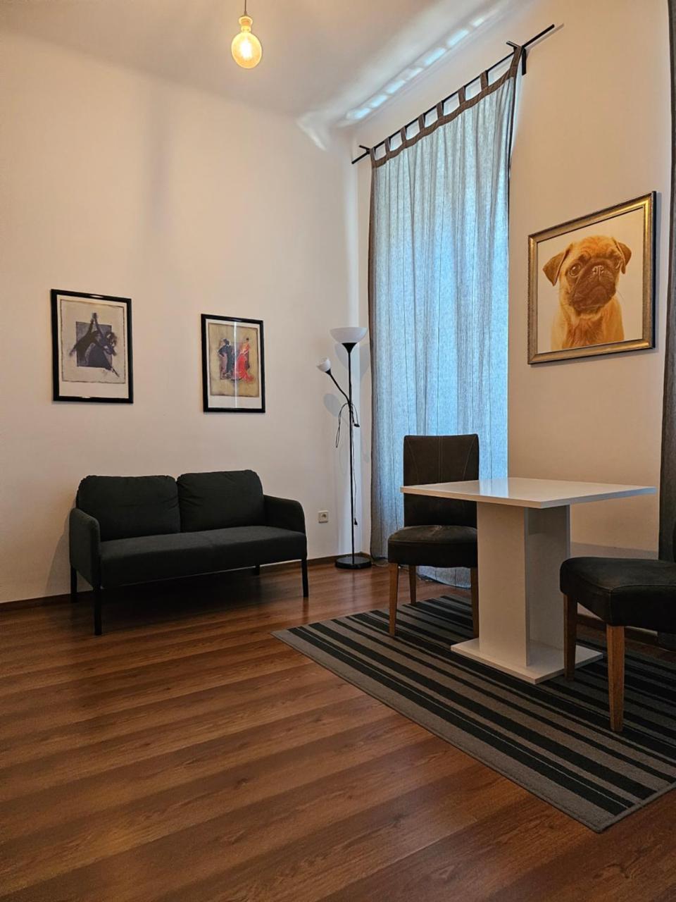 Near Vienna City Cosy Apartment