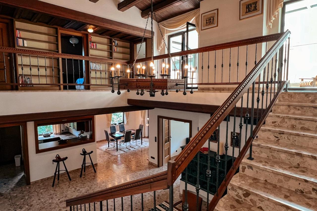 Big Quiet Villa With Garden & Pool
