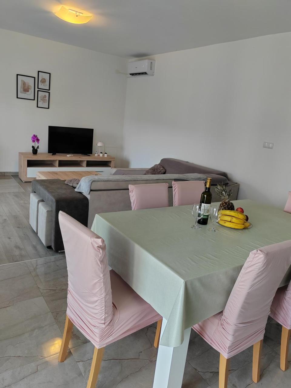 Apartmani Dubravka