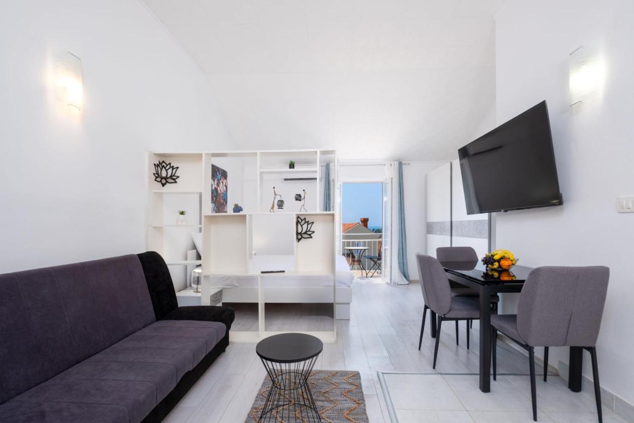 Studio Apartman Ap 04