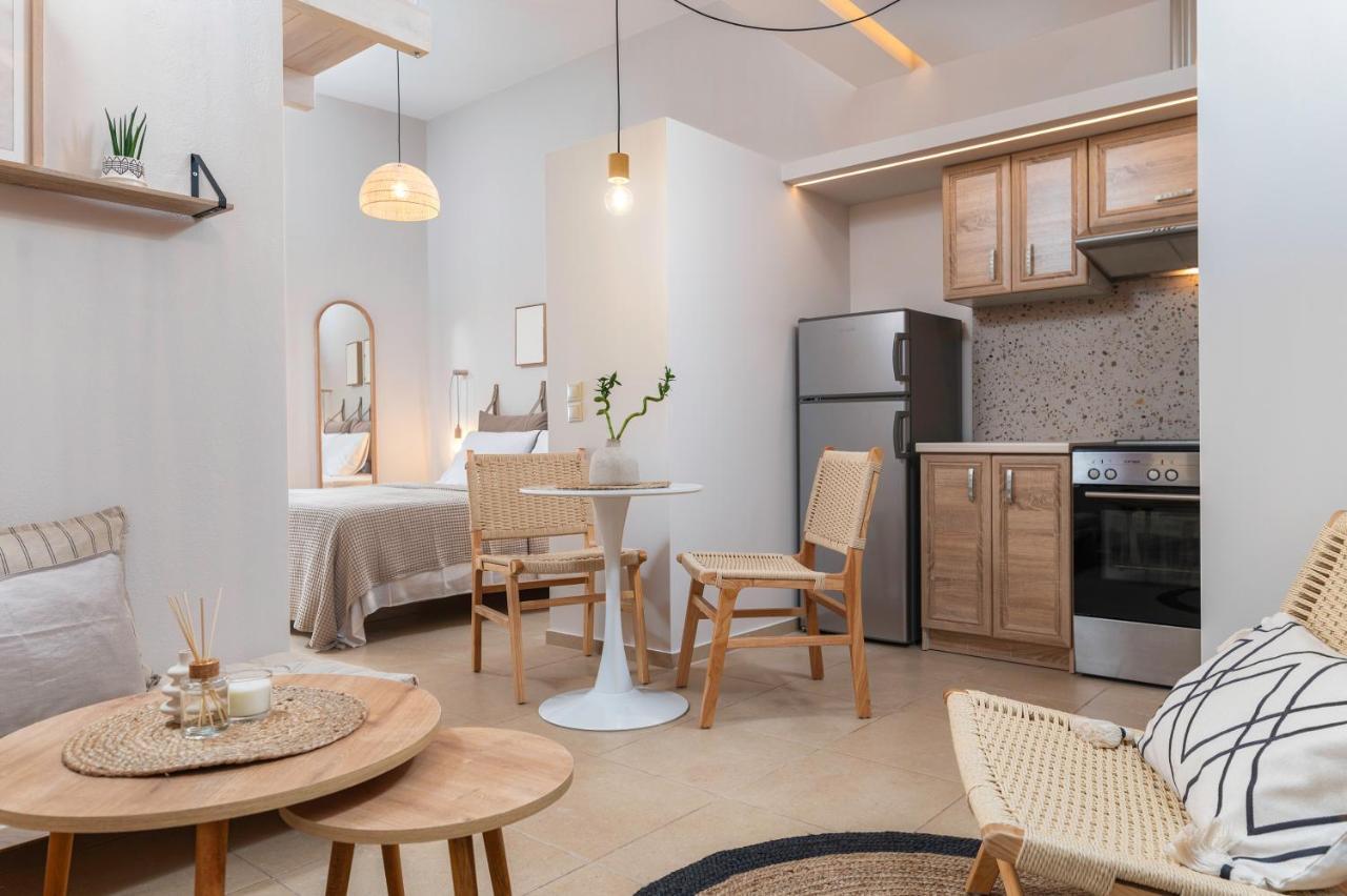 Tzami Old Town Apartment