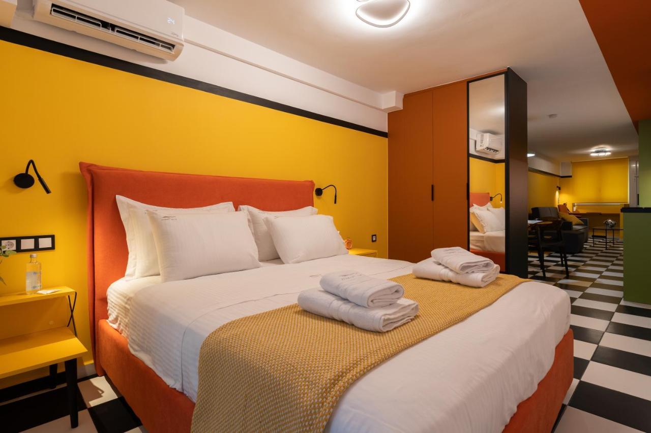 Color Bliss Pagrati Apartment