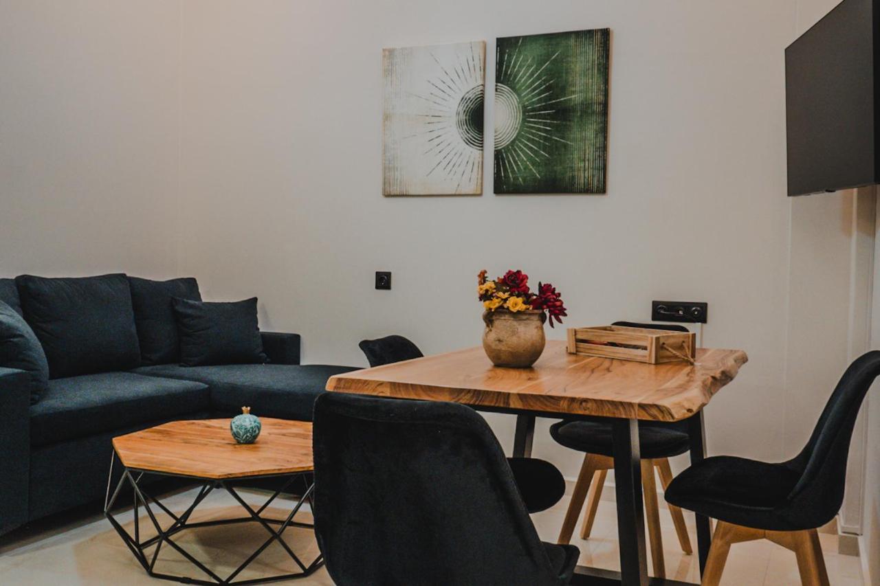 Steve's Apartment