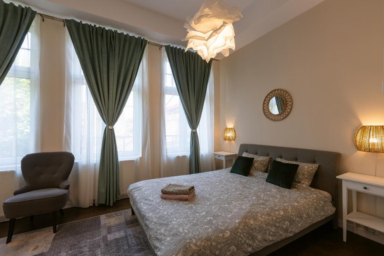 Central Charm 2br Apartment