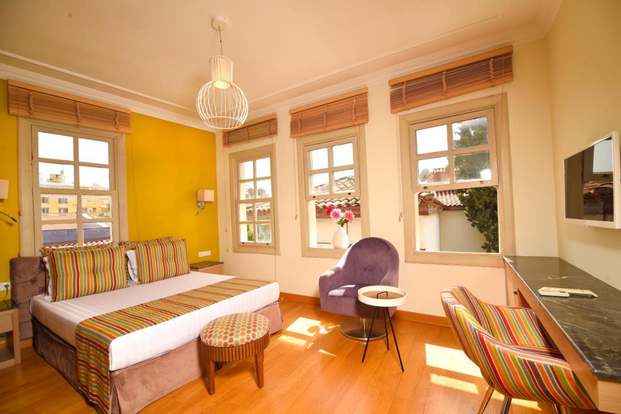 Pleasant Studio Flat With Jacuzzi Near Hadrian's Gate