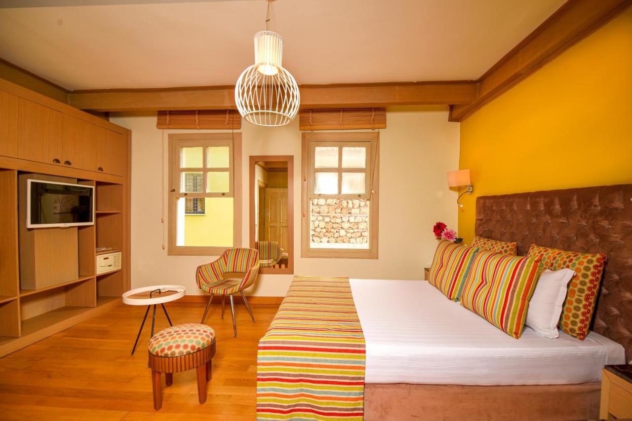 Attractive Flat With Jacuzzi Near Hadrian's Gate