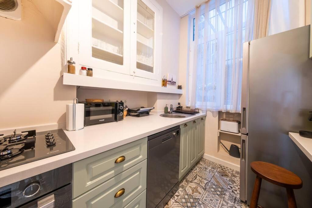 Elegant, Spacious, Quiet 3br Near Historic Center