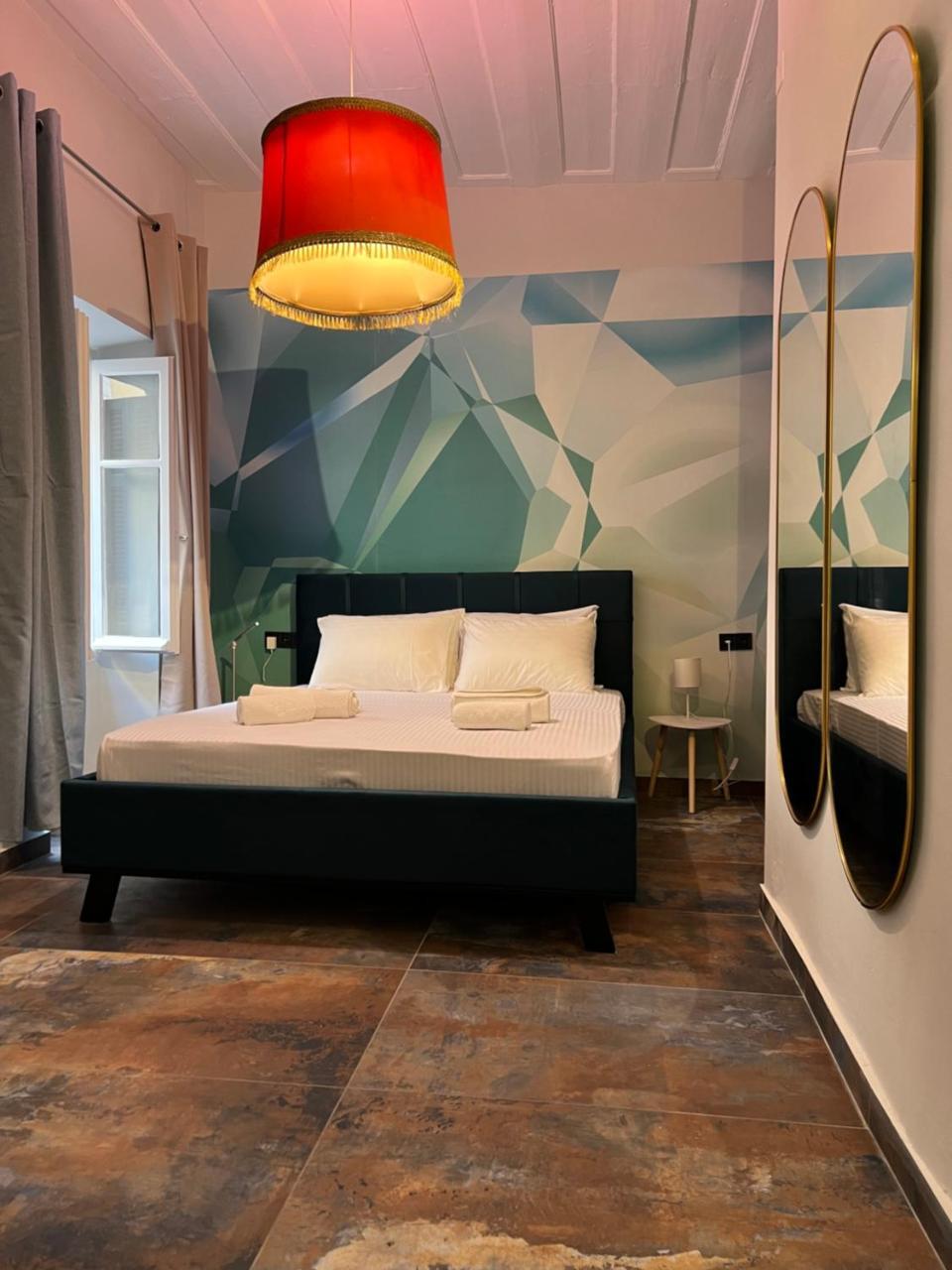 Summer Me Zeus Junior Suite