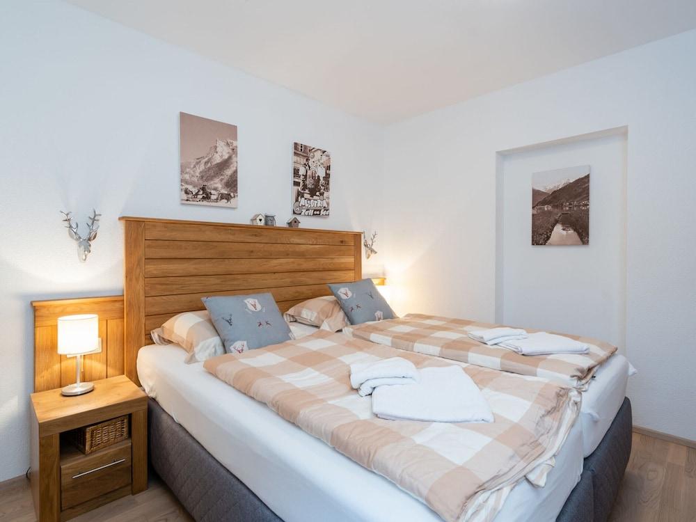 Luxurious Apartment In Furth With Pool