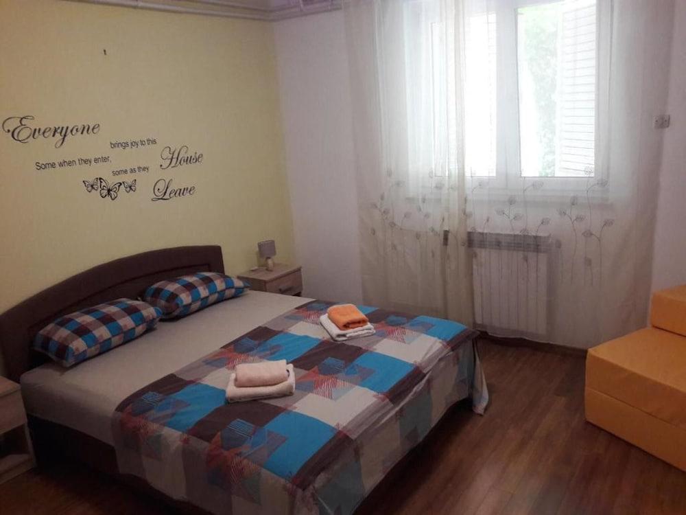 Apartments Amalia