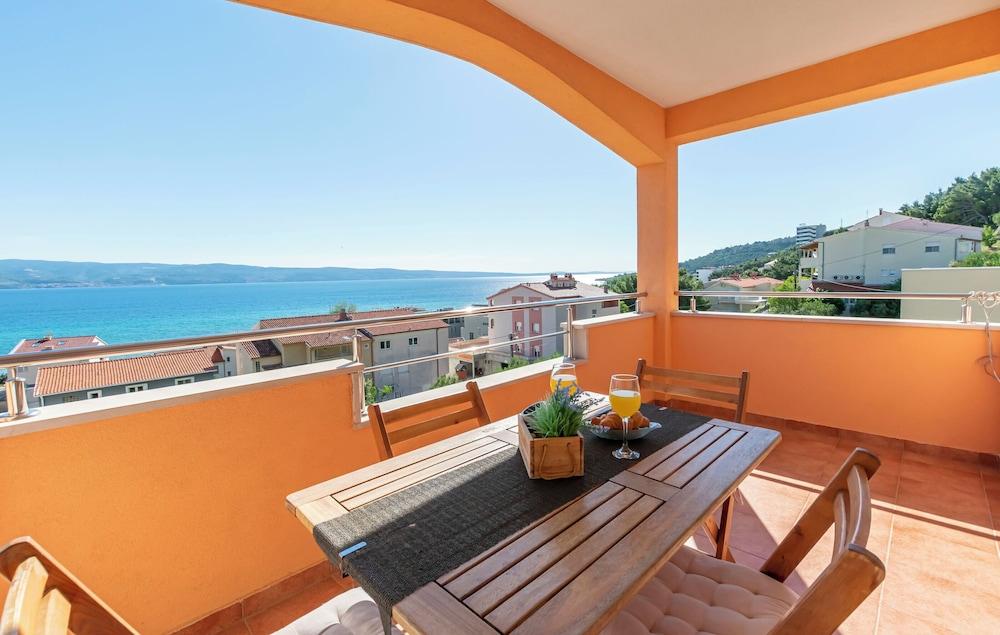 Apartments Orange