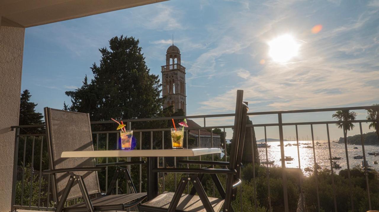 Palm Beach Apartments