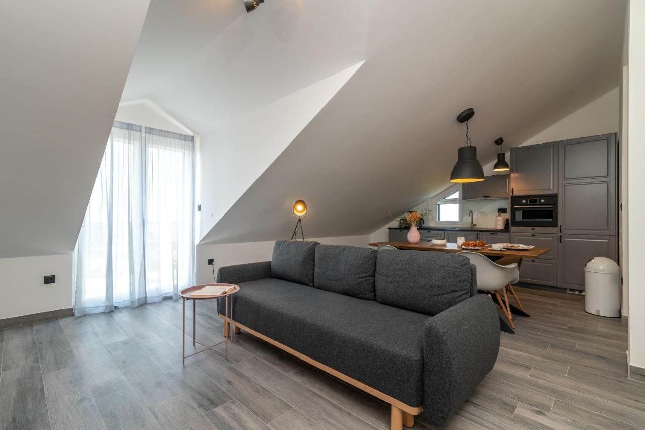 Sea View House, Apartman Karlo