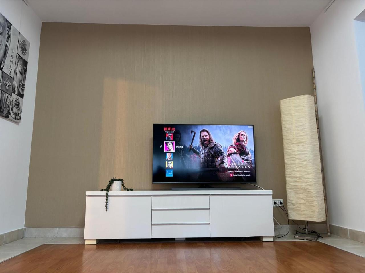 Central Elegance Apartment