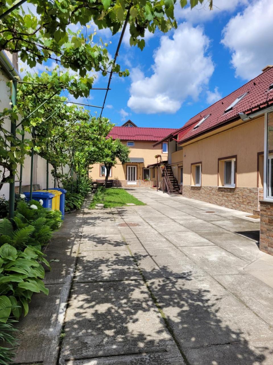 Rental Rooms