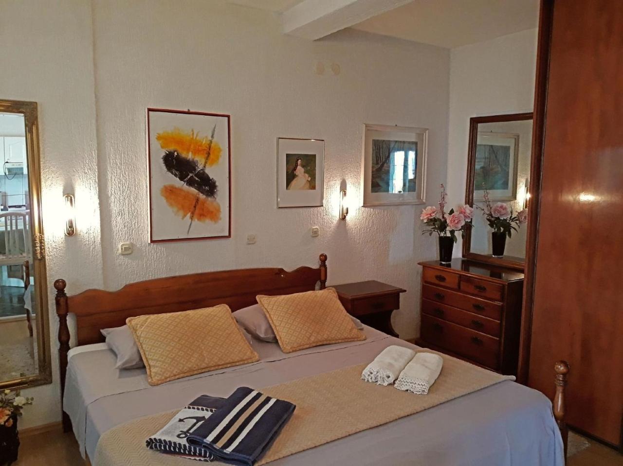 Ferienwohnung Mit Panorama-meerblick Vom Privaten Balkon