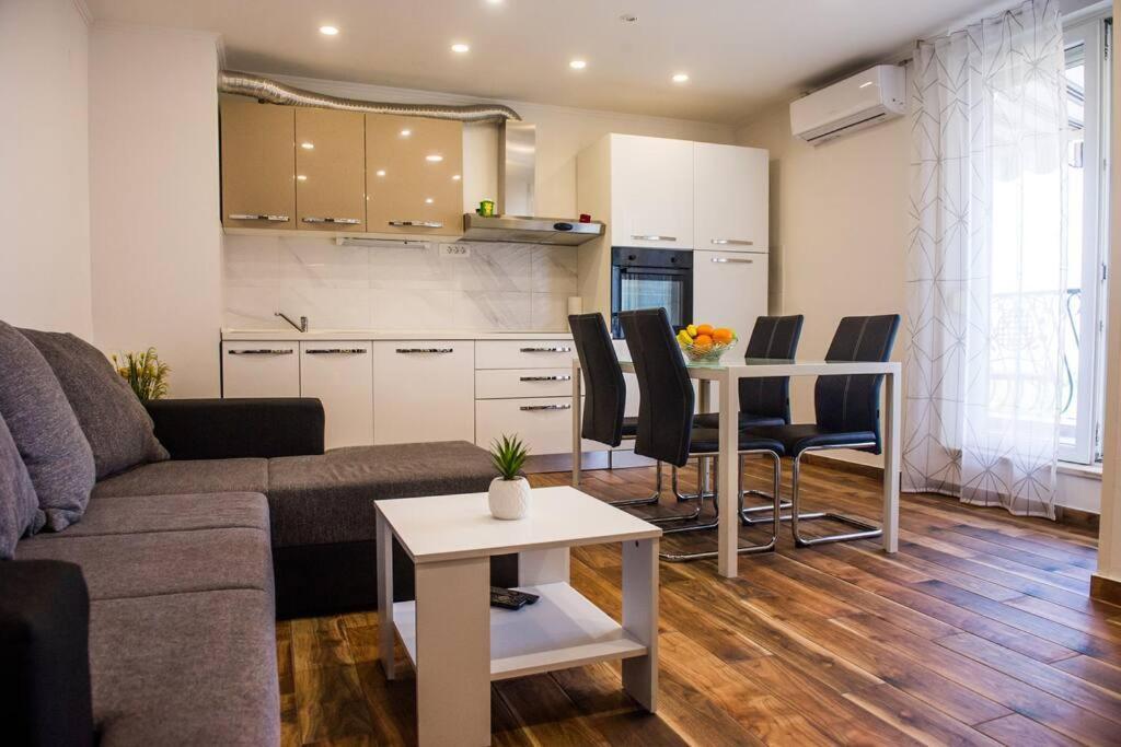 Apartment Faith