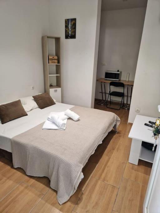 Studio Apartment Mank2