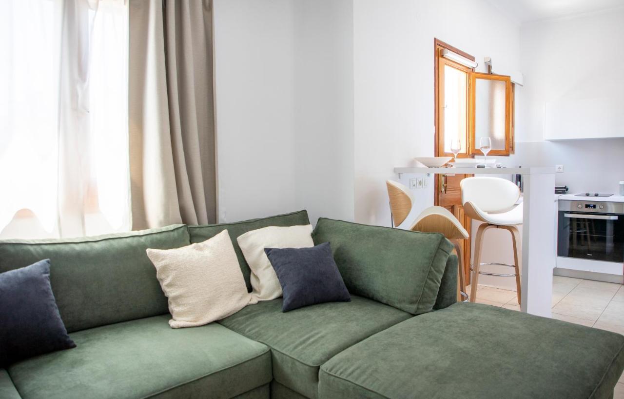 Senses Aegina Downtown Residence