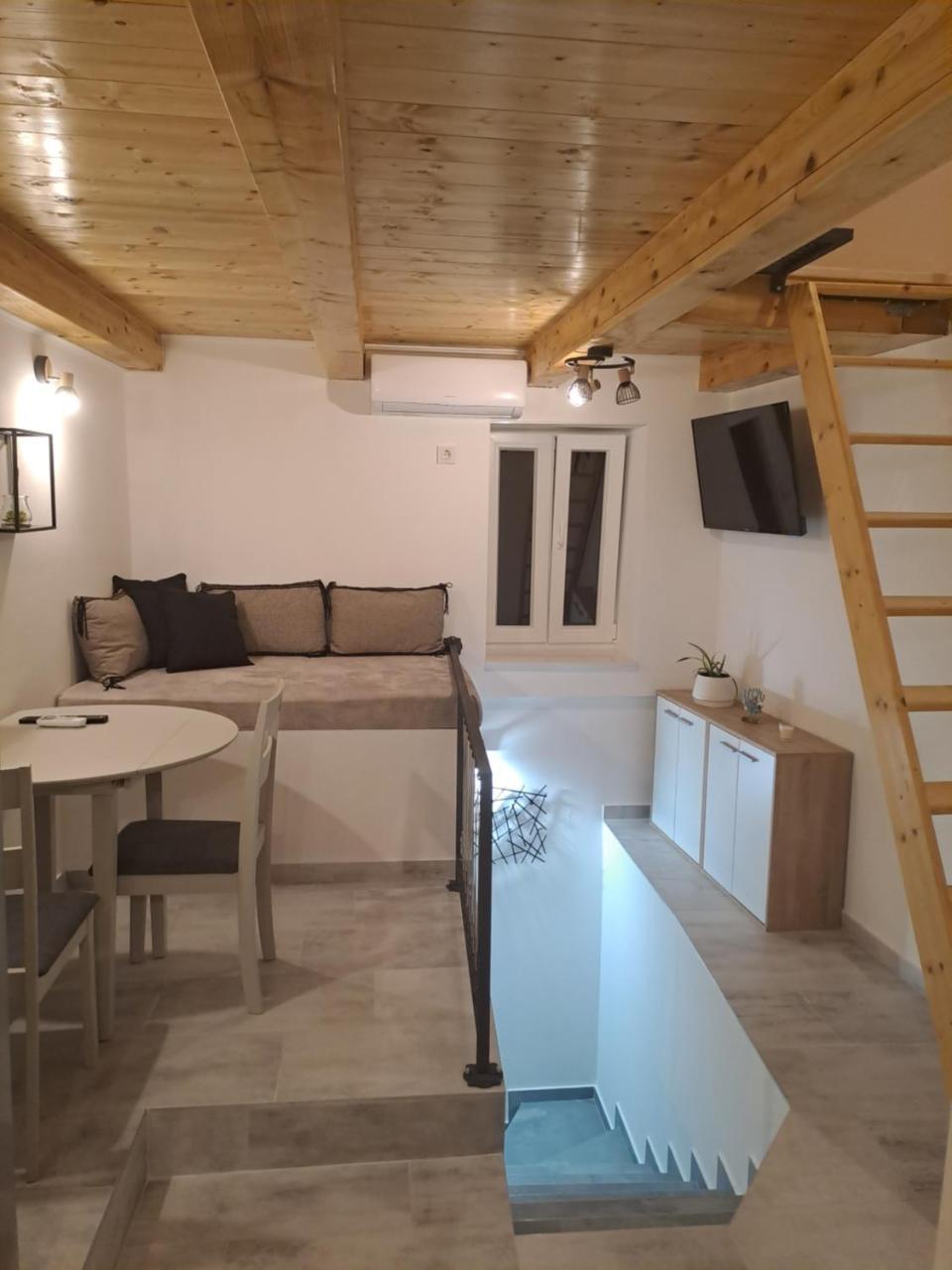 Apartment Cvita