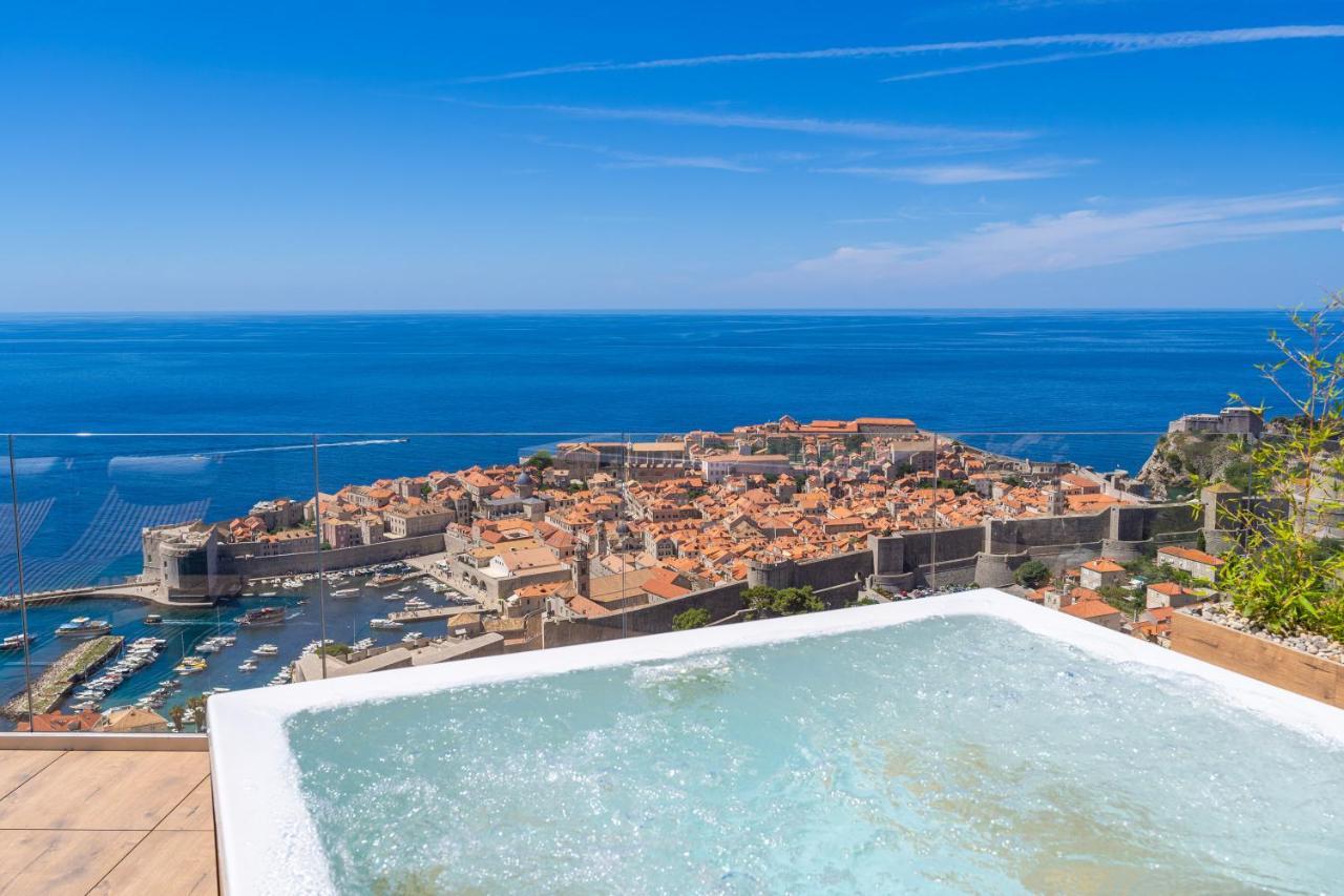 Kings Landing 5 Stars Penthouse