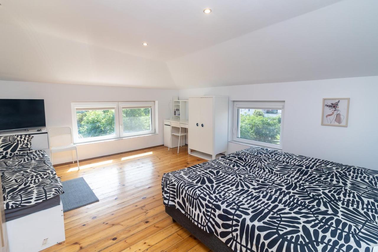 Homy & Stylish Centrally Located Apartment