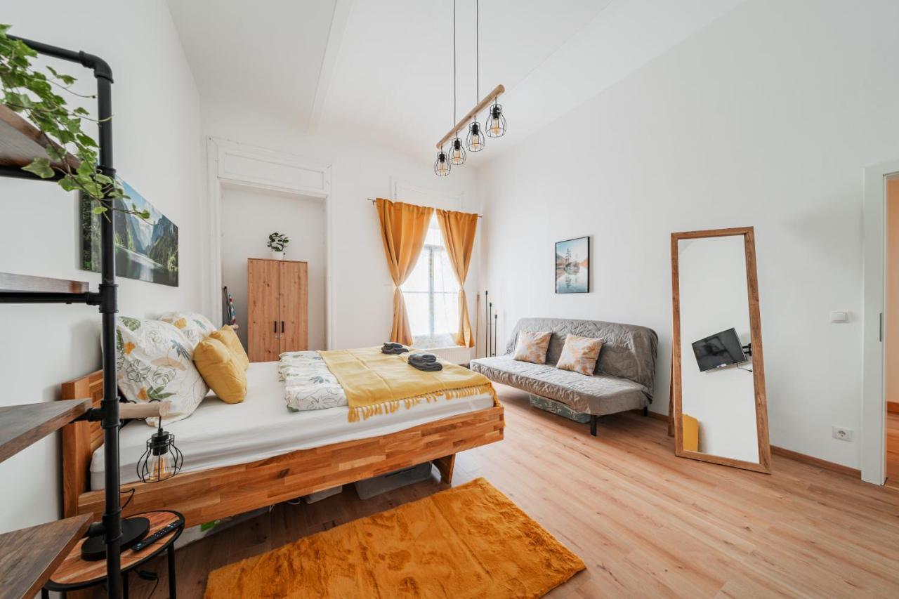 3 Bedrooms 74sqm 10 Min. Inner City