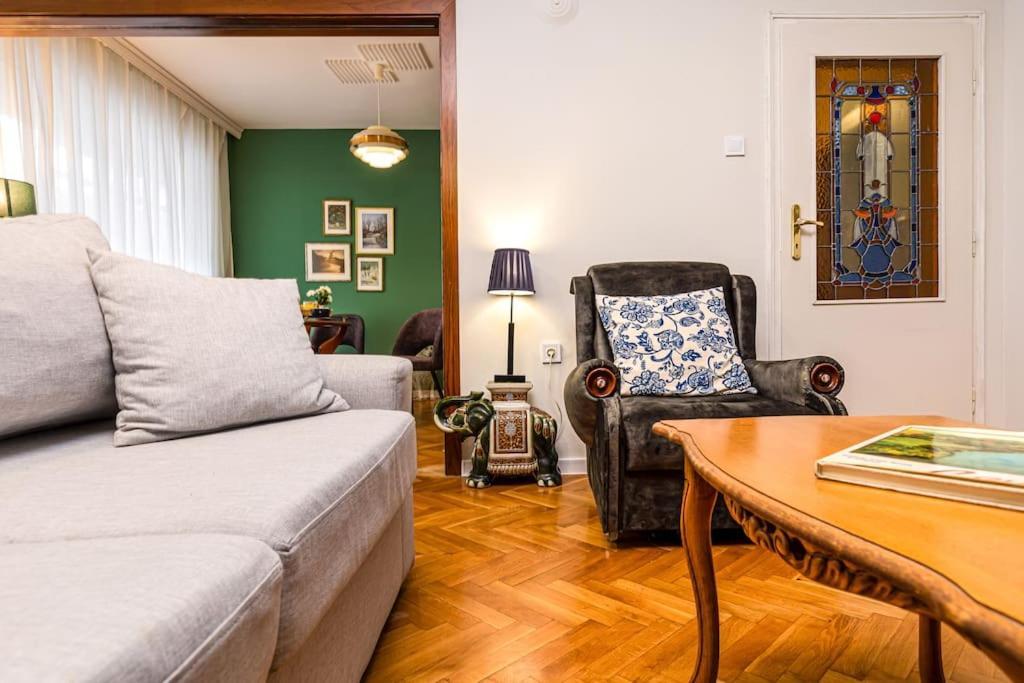 Central Family Apt Fuzzy Muzzy 2 Bedrooms Mu University