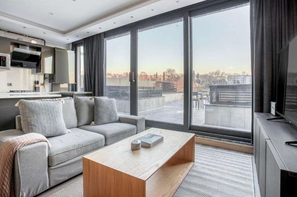 Larin New Apartments