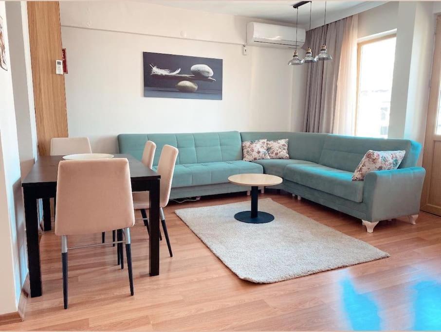 Renewed 2 Bedroom 1 Big Saloon Bosphorus View
