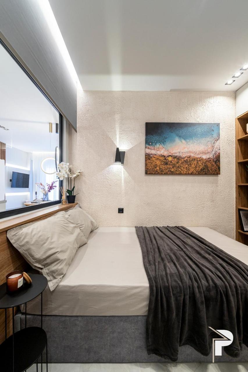 P Deluxe Suites 10